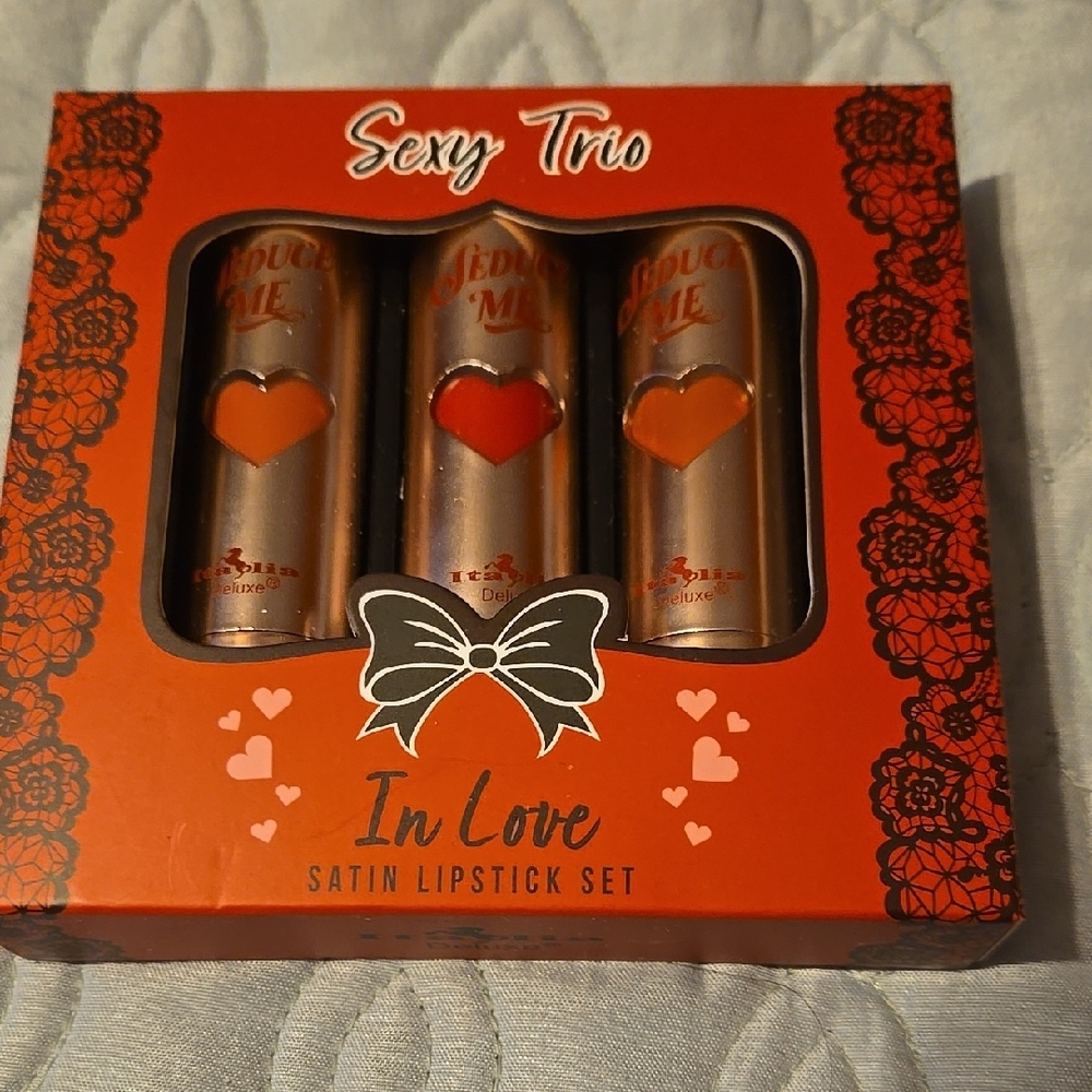 In Love Satin Lipstick Set - Sexy Trio